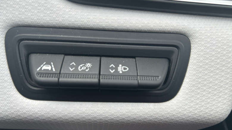 Renault Clio 1.0 TCe 90 S Edition 5dr Petrol Hatchback